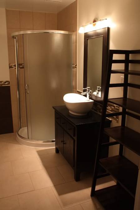 http://i733.photobucket.com/albums/ww331/laolee_2009/base%20bath/101.jpg