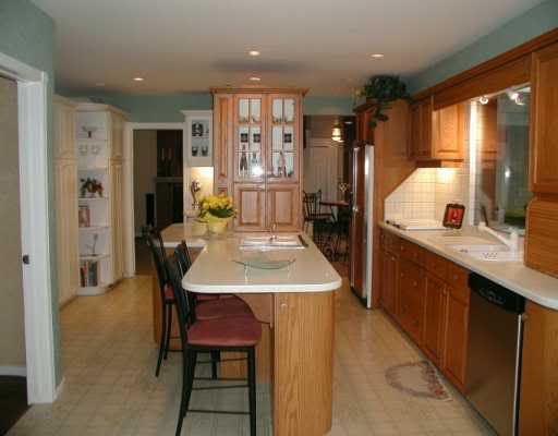 http://i733.photobucket.com/albums/ww331/laolee_2009/Tyandaga/H207248_501_18.jpg
