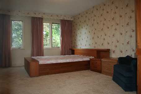 http://i733.photobucket.com/albums/ww331/laolee_2009/home/W1173832_9.jpg